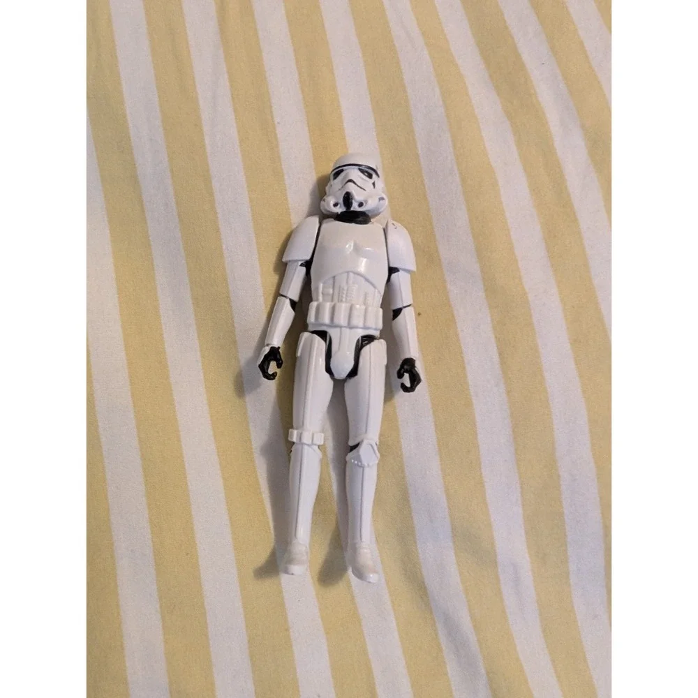 2014 Hasbro Star Wars Saga Legends Stormtrooper SL11 Action Figure Missing Gun